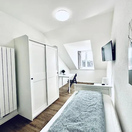 Monteurzimmer - Worker's - Zimmerzuvermieten In Be Apartmán