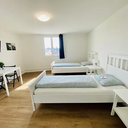 Monteurzimmer - Worker's - Zimmerzuvermieten In Be