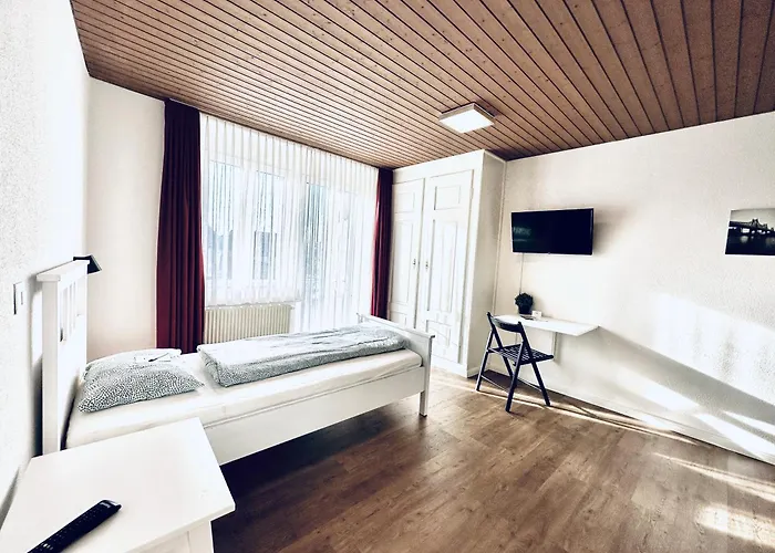 Monteurzimmer - Worker's - Zimmerzuvermieten In Be Lengnau